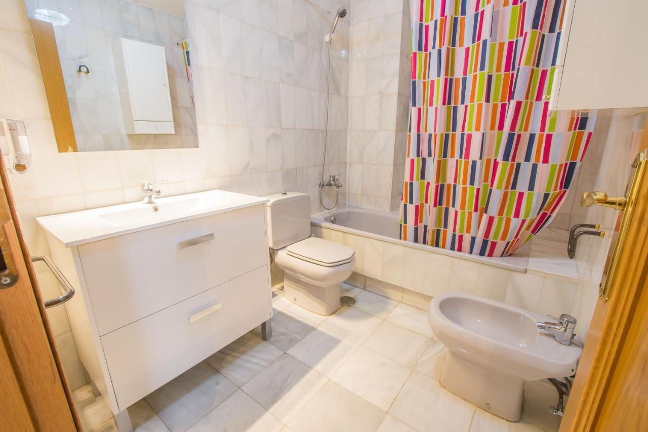 Qh Puerta Real Apartment Granada Luaran gambar